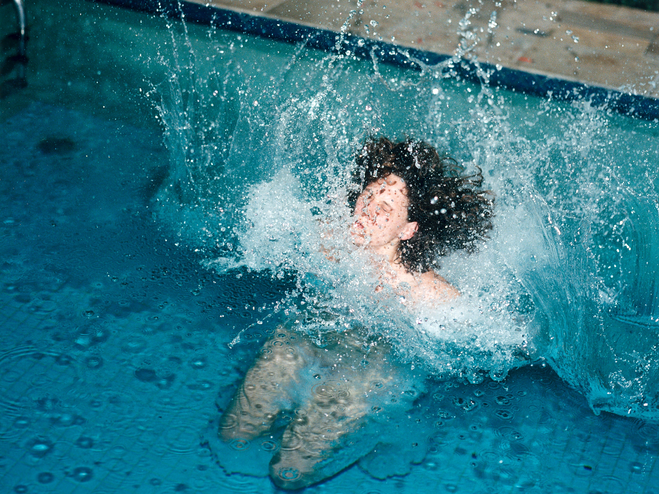 A BIGGER SPLASH “Ill go in if you go in” Alex said. A bad idea had its own relentless logic a momentum that was queasy...